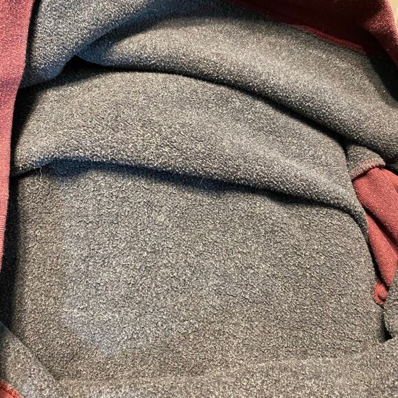 Patagonia Uprisal Logo Hoodie Men’s XL Maroon Recycled Fleece Fair Trade - Picture 8 of 8